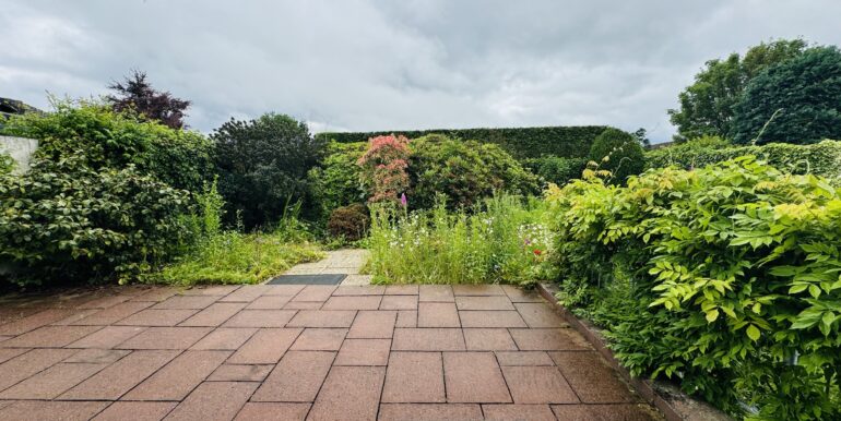 Terrasse und Garten